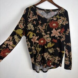 Well Worn Woman's Lightweight Sweater Size S Black Moody Floral Boho Whimsy Goth